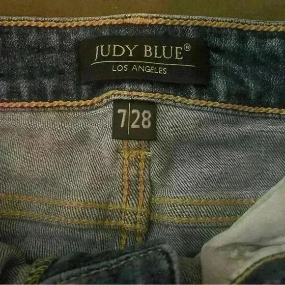 Judy Blue Boyfriend Fit 7/28 Excellent - Picture 7 of 7